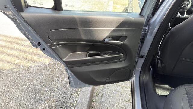 Jeep Avenger 1.2 e-Hybrid Longitude | Infotainment pack | Winter pack