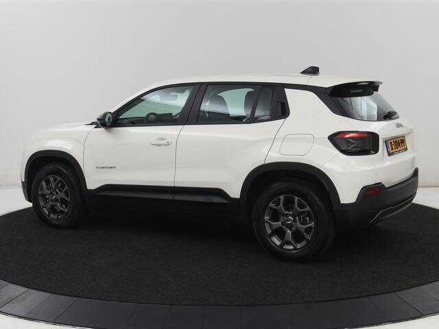 Jeep Avenger Longitude 54 kWh | SOH 93% | Warmtepomp | Carplay | Navigatie | Parkeerhulp | Full LED | Climate control | Cruise control