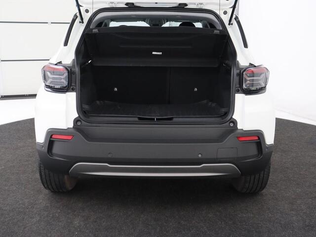 Jeep Avenger Longtitude 54 kWh | SOH 96.6% | Stoelverwarming | Carplay | Navigatie | Full LED | Warmtepomp | Keyless | Climate control | Digital Cockpit | Cruise control