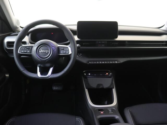 Jeep Avenger Summit 54 kWh | Camera | Carplay | Clima |