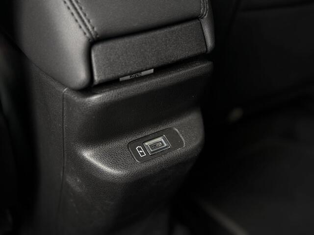 Jeep Avenger Summit 54 kWh l Apple Carplay l Camera l Adaptive Cruise l LED