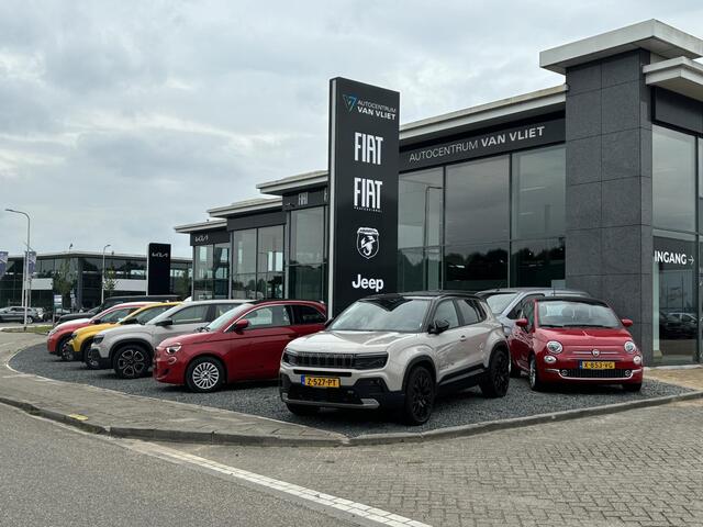 Jeep Avenger 1.2 e-Hybrid Summit | Winter Pack | Infotainment&Convenience Pack | Volcano Black