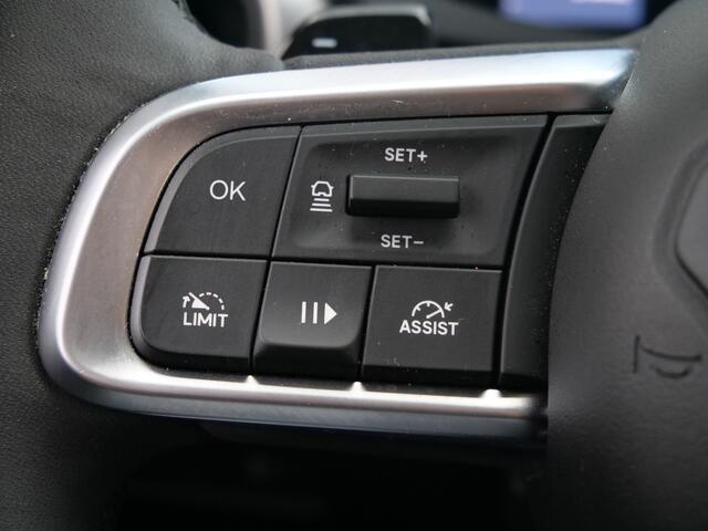 Jeep Avenger 1.2 e-Hybrid Altitude 100 Pk Automaat Apple Carplay / 17 inch / Camera