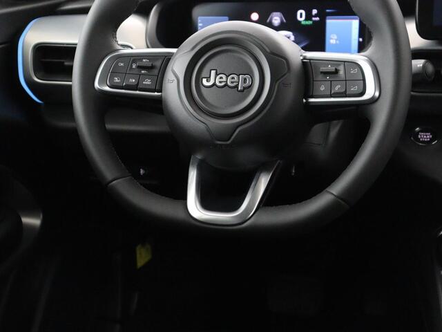 Jeep Avenger Longitude 54 kWh | SOH 97,5% | Adaptive cruise | Carplay | Camera | Full LED | Climate control | Parkeerhulp | Bluetooth | Side Assist | Digital Cockpit