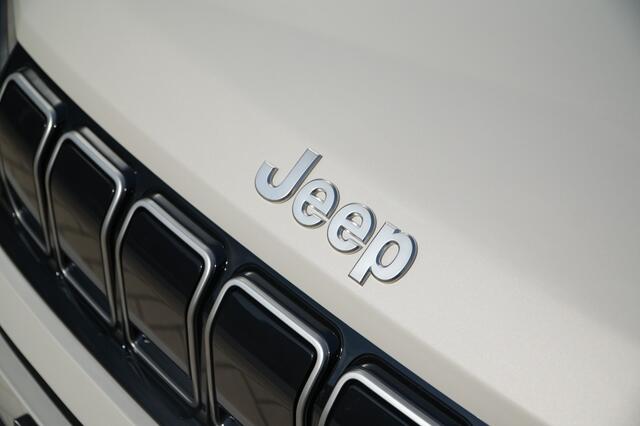 Jeep Avenger Summit 54kWh | Infotainment | Winter | Navi | 18"