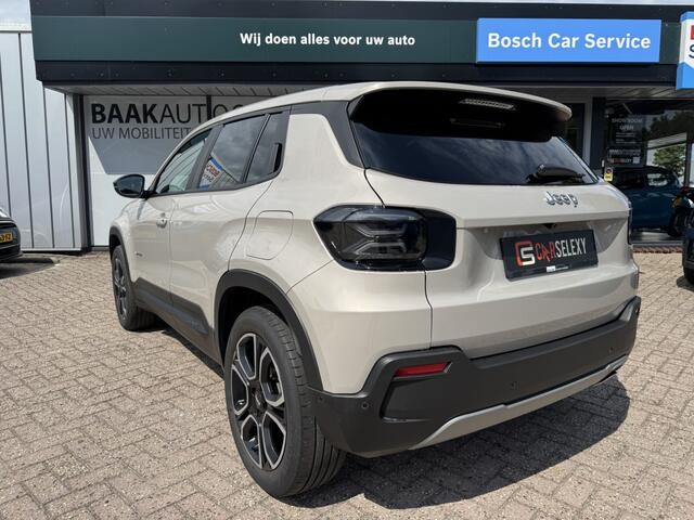 Jeep Avenger 1.2 e-Hybrid Summit | Camera | JBL | Navigatie