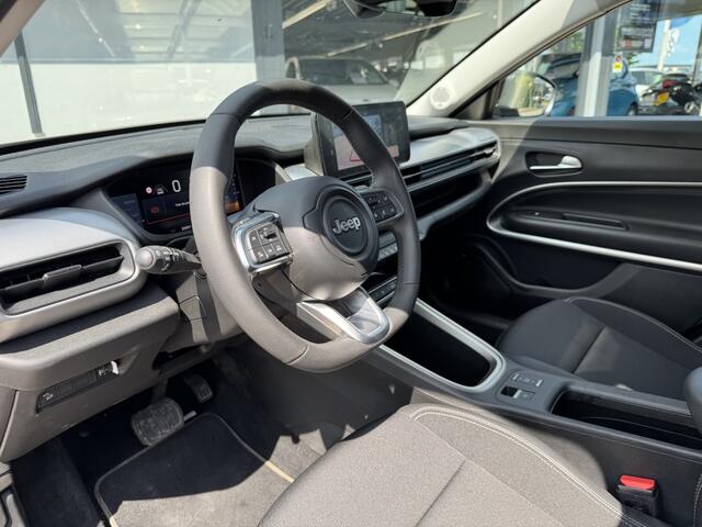 Jeep Avenger 1.2 e-Hybrid Summit | Camera | JBL | Navigatie