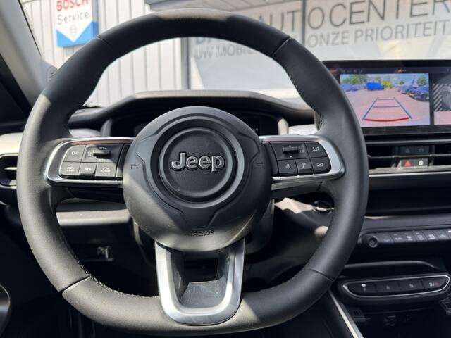 Jeep Avenger 1.2 e-Hybrid Summit | Camera | JBL | Navigatie