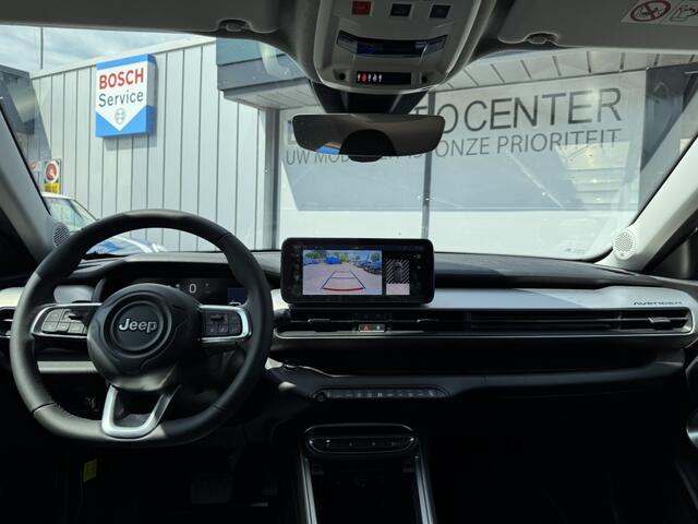 Jeep Avenger 1.2 e-Hybrid Summit | Camera | JBL | Navigatie