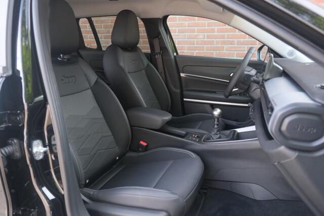 Jeep Avenger 1.2 100pk Summit | Private Lease vanaf ¤ 439,- p.m.