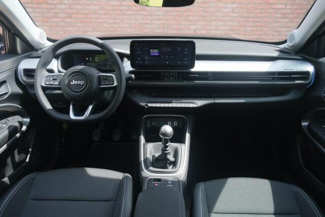 Jeep Avenger 1.2 100pk Summit | Private Lease vanaf ¤ 439,- p.m.