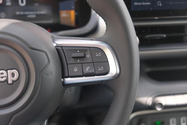 Jeep Avenger 1.2 100pk Summit | Private Lease vanaf ¤ 439,- p.m.