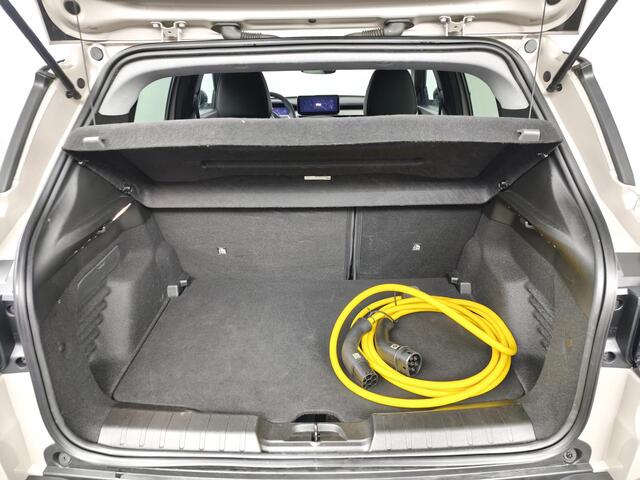Jeep Avenger Summit 54 kWh | Apple CarPlay / Android Auto | Camera | Climate Control | Adaptive Cruise Control |
