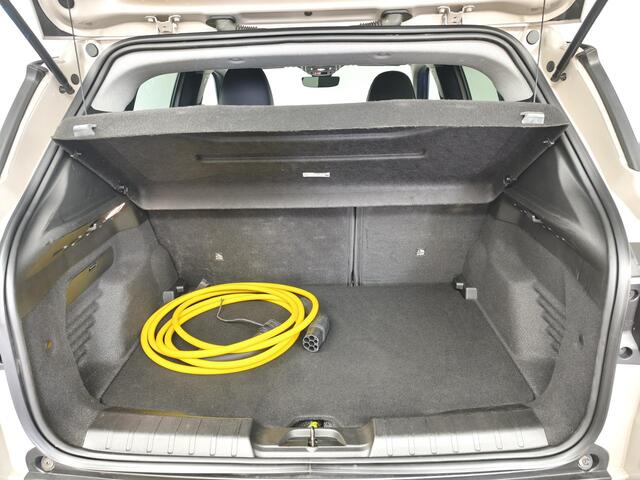 Jeep Avenger Summit 54 kWh | Apple CarPlay / Android Auto | Camera | Climate Control | Adaptive Cruise Control |