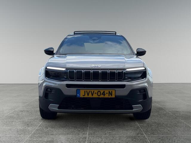 Jeep Avenger Summit 54 kWh | 8 JAAR GARANTIE! | SCHUIF/KANTELDAK | WARMTEPOMP | STOELVERW. | CARPLAY/ANDROIDAUTO | CAMERA | NAVIGATIE