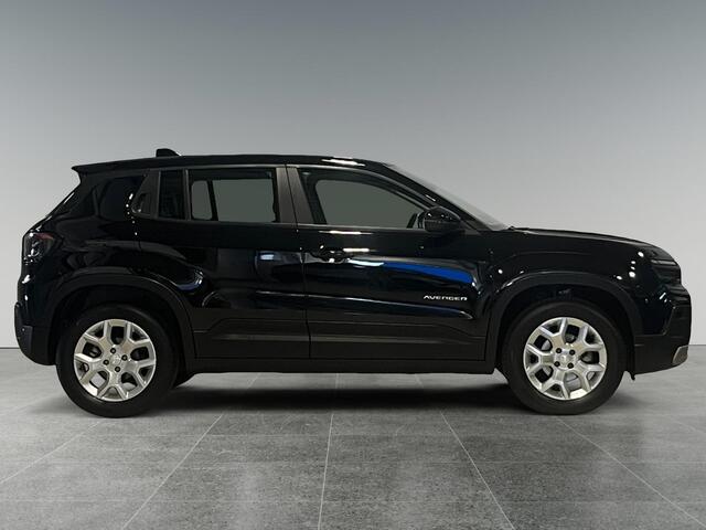 Jeep Avenger Altitude 1.2 Turbo 100pk | ELEKTR. ACHTERKLEP | JBL HIFI | NAVI | CAMERA | STOELVERW. | VERWARMDE VOORRUIT | ADAPTIVE CRUISE | CLIMA | ADAPTIVE CRUISE |