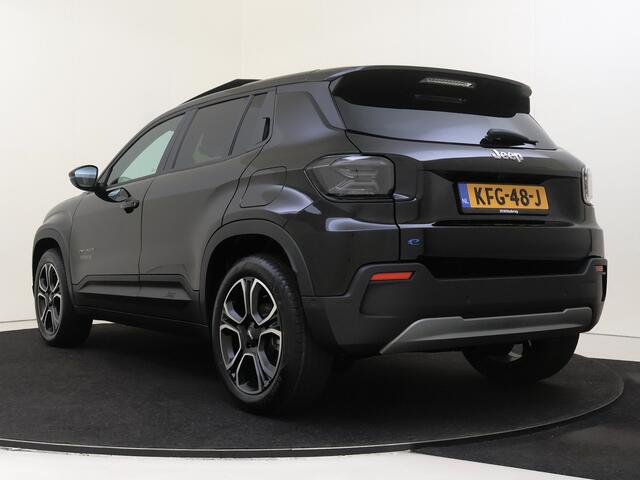 Jeep Avenger Summit 54 kWh | Winter Pack | Panoramadak DEMO DEAL!