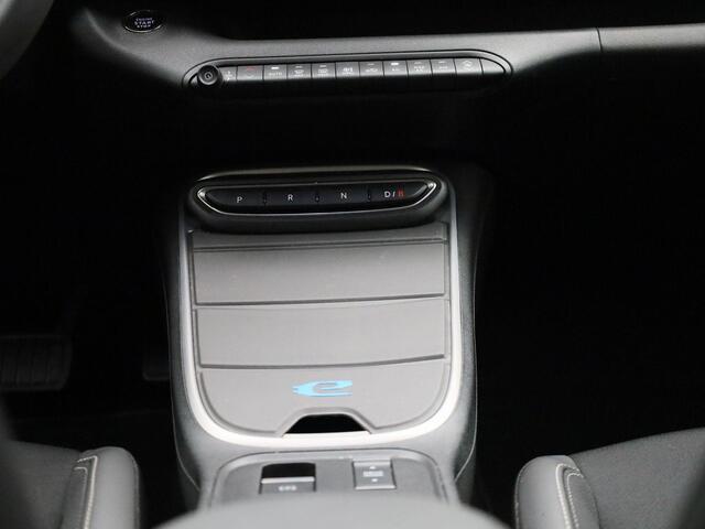 Jeep Avenger 54kWh 1st Edition | Navi | CarPlay | Led Koplampen | Stoelverwarming | Camera | Elec. Achterklep |