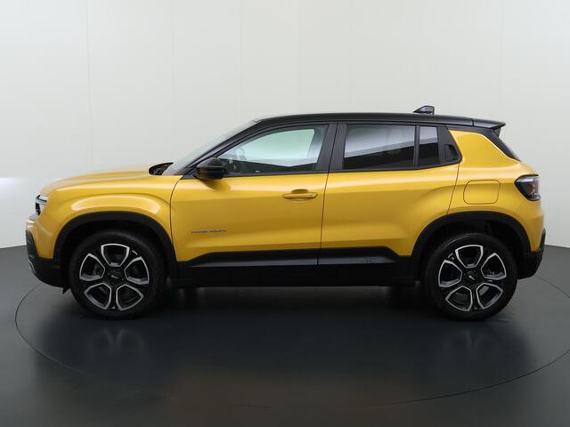 Jeep Avenger Altitude 54 kWh | Climate Control | Elek. Kofferklep | Full Map Navigatie | Apple Carplay / Android Auto | Camera | Parkeersensoren