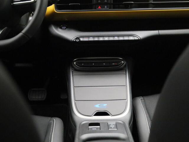 Jeep Avenger Longitude 54 kWh | Navigatie | Camera | Stoelverwarming | Parkeersensoren Voor/Achter | Apple Carplay&Android Auto