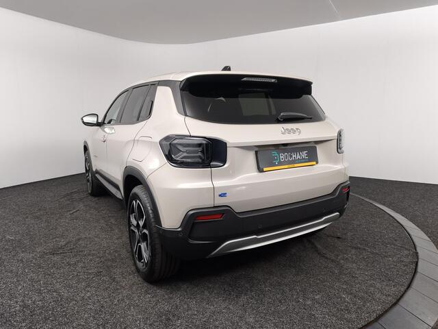Jeep Avenger Summit 54 kWh | Apple Carplay / Android Auto | Camera | Climate Control | Lichtmetalen Velgen 18" |