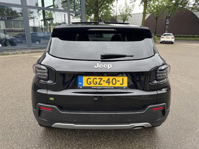 Jeep Avenger 1.2 e-Hybrid Summit AUTOMAAT | PANORAMADAK | CAMERA | LEDER | STOEL MASSAGE | EL. KLEP | 12 MND BOVAG GARANTIE