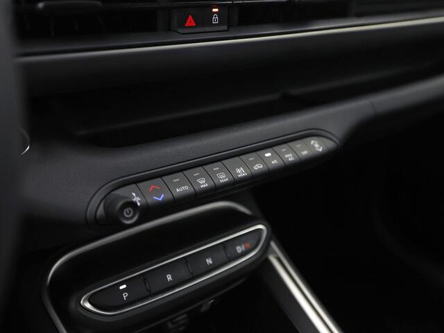 Jeep Avenger 1.2 e-Hybrid Altitude Automaat (VIRTUAL COCKPIT, APPLE CARPLAY, GROOT NAVI, 360 CAMERA, SPORTSTOELEN, ADAPTIVE CRUISE, KEYLESS, NIEUWSTAAT)