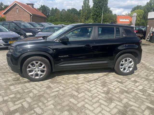 Jeep Avenger 1.2 Longitude navi apple play lm velg leder camera