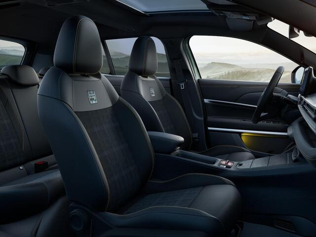 Jeep Avenger 1.2 e-Hybrid 85th Anniversary | Schuif/Kanteldak | Winter Pack | Handsfree Achterklep | Adapt. Cruise | Convenience Pack | Bicolore