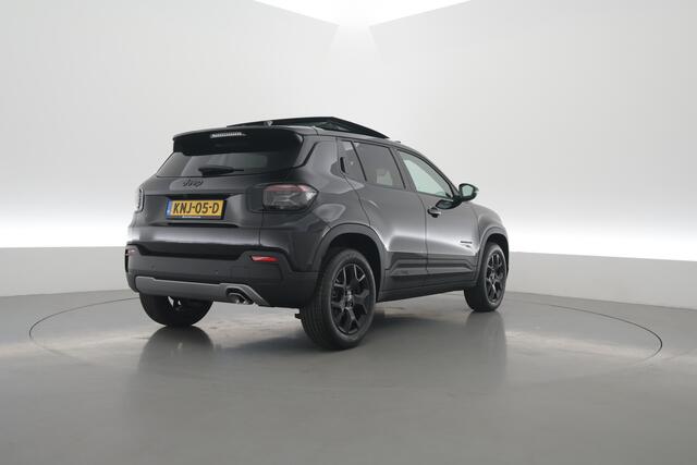 Jeep Avenger 1.2 e-Hybrid Black Edition | Rijklaar! | Pano | JBL Audio | Adapt. Cruise | Camera | 17'' | Stoelverw. | Elek. Achterklep