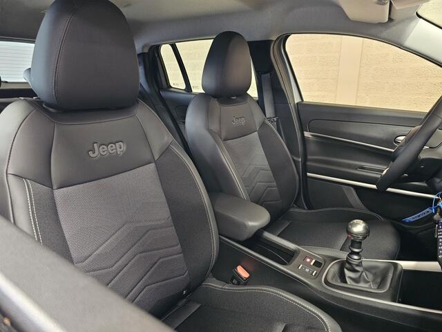 Jeep Avenger 1.2 Turbo (100Pk) Altitude Adapt. Cruise, Winterpakket Géén Afle