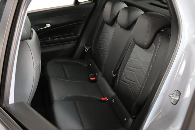 Jeep Avenger 1.2 e-Hybrid Altitude Apple Carplay/Android Auto, Camera, ACC