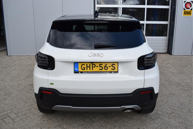 Jeep Avenger 1.2 e-Hybrid Summit | NL-Auto | JBL | Leder | ACC | Elek. Kofferklep