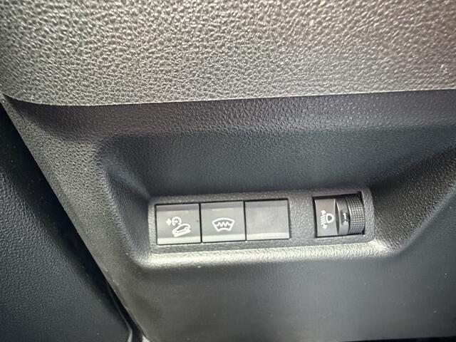 Jeep Avenger 1.2 Altitude | Winterpakket | Camera | Apple/Android CarPlay | JBL audio | Electrische kofferklep | Meer foto's volgen!