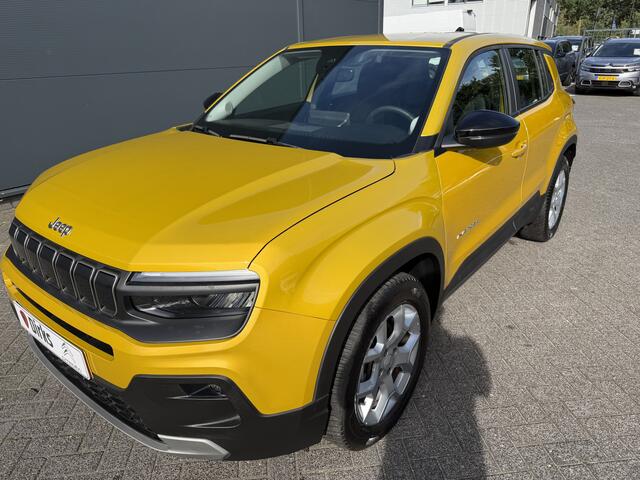 Jeep Avenger 100pk Altitude (Camera - Keyless Entry - Adaptieve Cruise Controle - Elektrische Klep - JBL - LED - 17"incl 4S - Automatische Airco - Navigatie)