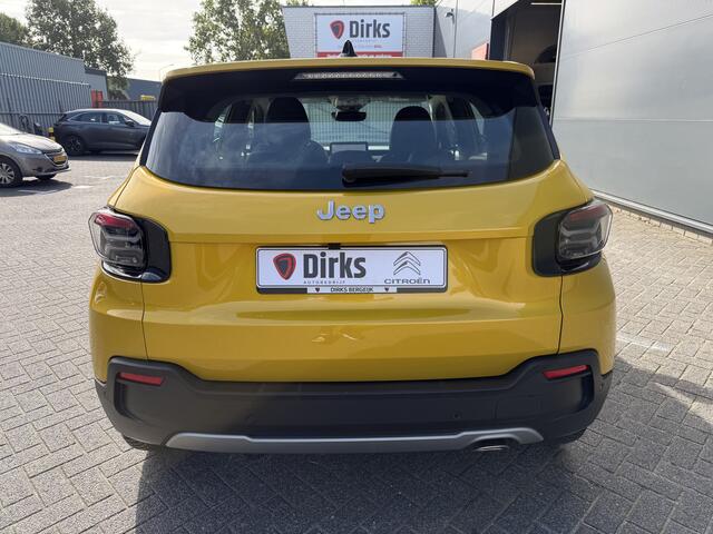 Jeep Avenger 100pk Altitude (Camera - Keyless Entry - Adaptieve Cruise Controle - Elektrische Klep - JBL - LED - 17"incl 4S - Automatische Airco - Navigatie)