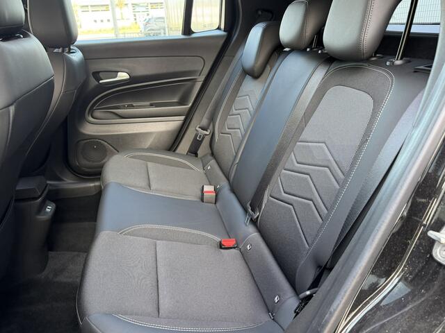 Jeep Avenger 1.2 Altitude | Winterpack | Camera | Apple/Android CarPlay | JBL audio | Electrische kofferklep
