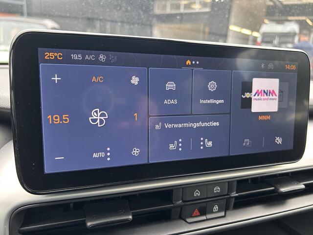 Jeep Avenger 1.2 e-Hybrid Summit | Navigatie | Camera | Parkeersensoren | LMV 18" | Electrisch Schuifdak | 2 + 6 jaar Speciale garantie! | – foto 10