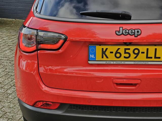 Jeep COMPASS 1.3T S / SPORT / ALPINE SOUND / XENON / LEDER / CAMERA
