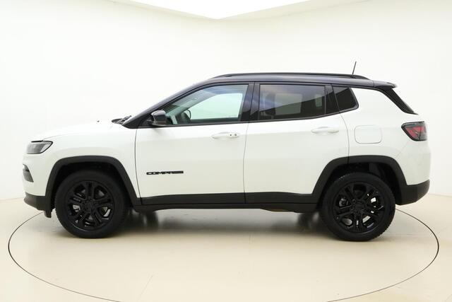 Jeep COMPASS 4xe 190 Plug-in Hybrid Electric Night Eagle | Automaat | Navigatie | Camera | Keyless | Zwart dak | Lichtmetalen velgen Black | Dakrails