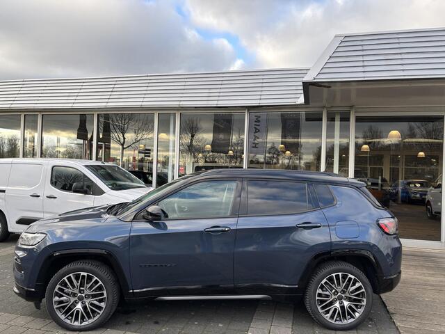 Jeep COMPASS 4xe 240 Plug-in Hybrid Electric Summit | Leder | Camera | Stoel/Stuur Verwarming | All Season Banden