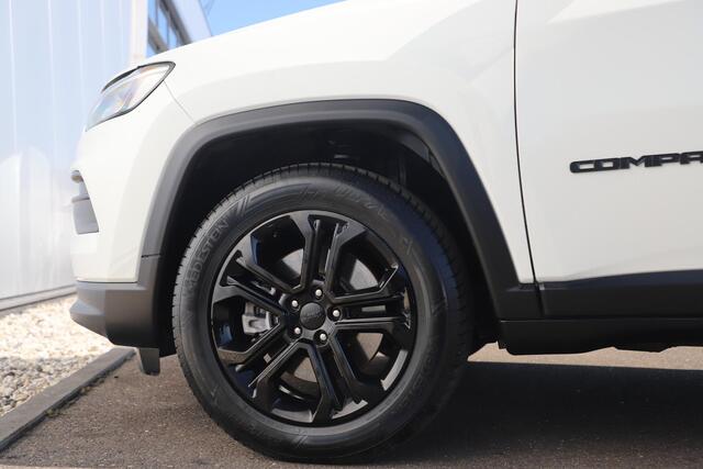Jeep COMPASS 4xe 240 Plug-in Hybrid Electric Upland Black Edition Automaat Leder Virtual 18 inch LMV Keyless Navigatie Achteruitrijcamera Carplay Android 360 Camera