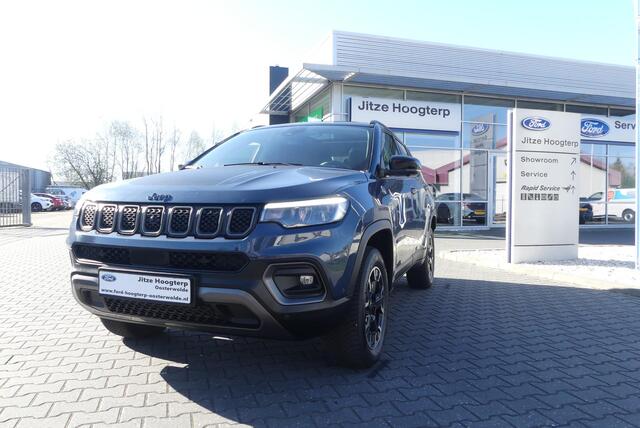 Jeep COMPASS 4xe 240 Plug-in Hybrid Electric Trailhawk ADAPT. CRUISE, CLIMA, APPLE CARPLAY, NAVI, PANO, KEYLESS, 30.718KM