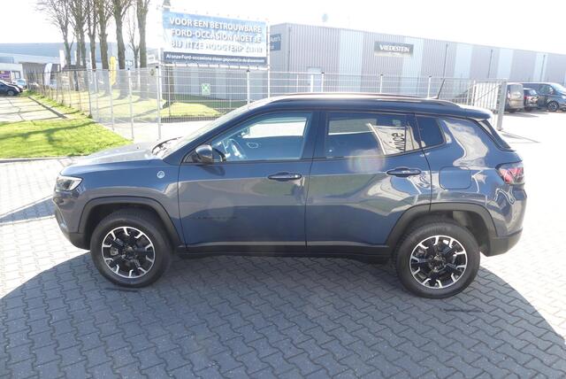 Jeep COMPASS 4xe 240 Plug-in Hybrid Electric Trailhawk ADAPT. CRUISE, CLIMA, APPLE CARPLAY, NAVI, PANO, KEYLESS, 30.718KM