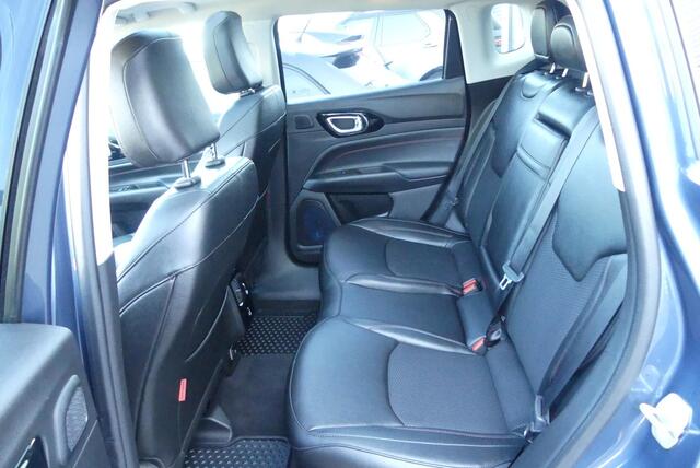 Jeep COMPASS 4xe 240 Plug-in Hybrid Electric Trailhawk ADAPT. CRUISE, CLIMA, APPLE CARPLAY, NAVI, PANO, KEYLESS, 30.718KM