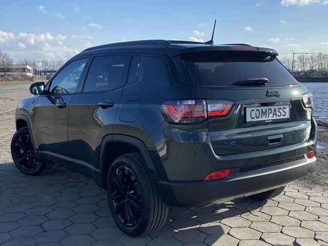 Jeep COMPASS 4xe 240 Plug-in Hybrid Electric North Star | Schuif-/kanteldak | Achteruitrijcamera | Dodehoek detectie | Elektr. achterklep | Navi