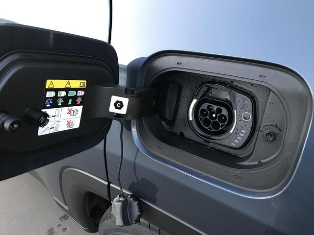 Jeep COMPASS 4xe 190 PHEV Panoramadak Electric Night Eagle