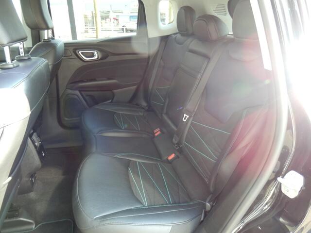 Jeep COMPASS 4xe 240 Hybride | Upland | leder | Navi | 18" |