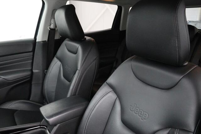 Jeep COMPASS 4xe 240 Plug-in Hybrid Electric S | Leder | Stoel & stuurverwarming | Adaptive cruise | Carplay | Camera | Navigatie | Keyless