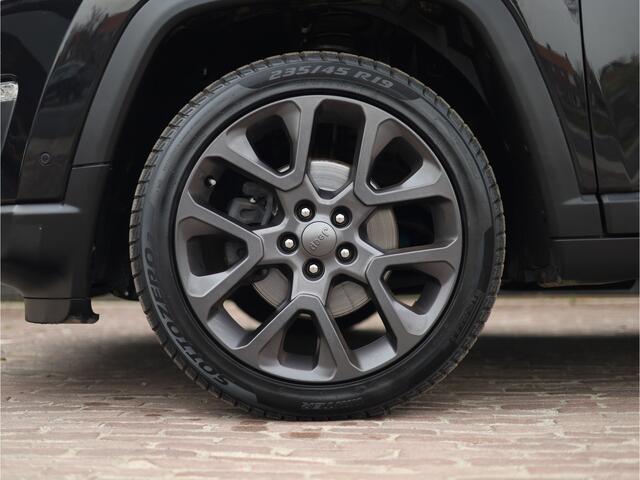Jeep COMPASS 1.3T S Stoel-/stuurverwarming | memoryseat | Camera | Applecarplay 2e paasdag open van 10:00 tot 16:00